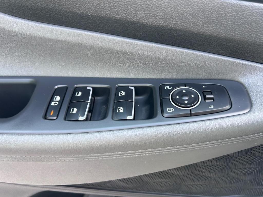 used 2023 Hyundai SANTA FE HEV car, priced at $19,469