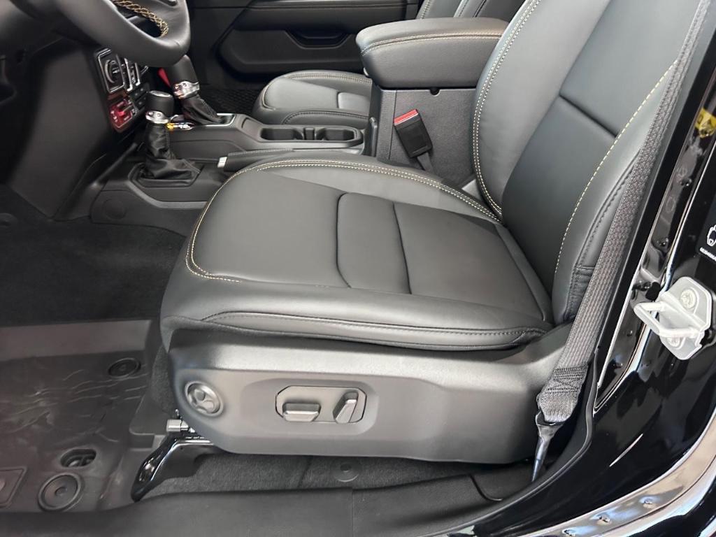 new 2025 Jeep Wrangler car, priced at $105,580