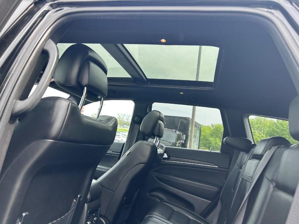 used 2021 Jeep Grand Cherokee car, priced at $28,982