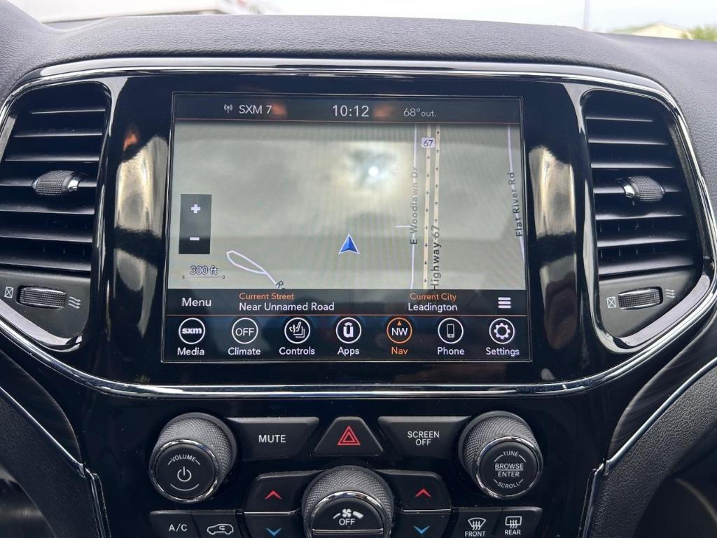 used 2021 Jeep Grand Cherokee car, priced at $28,982