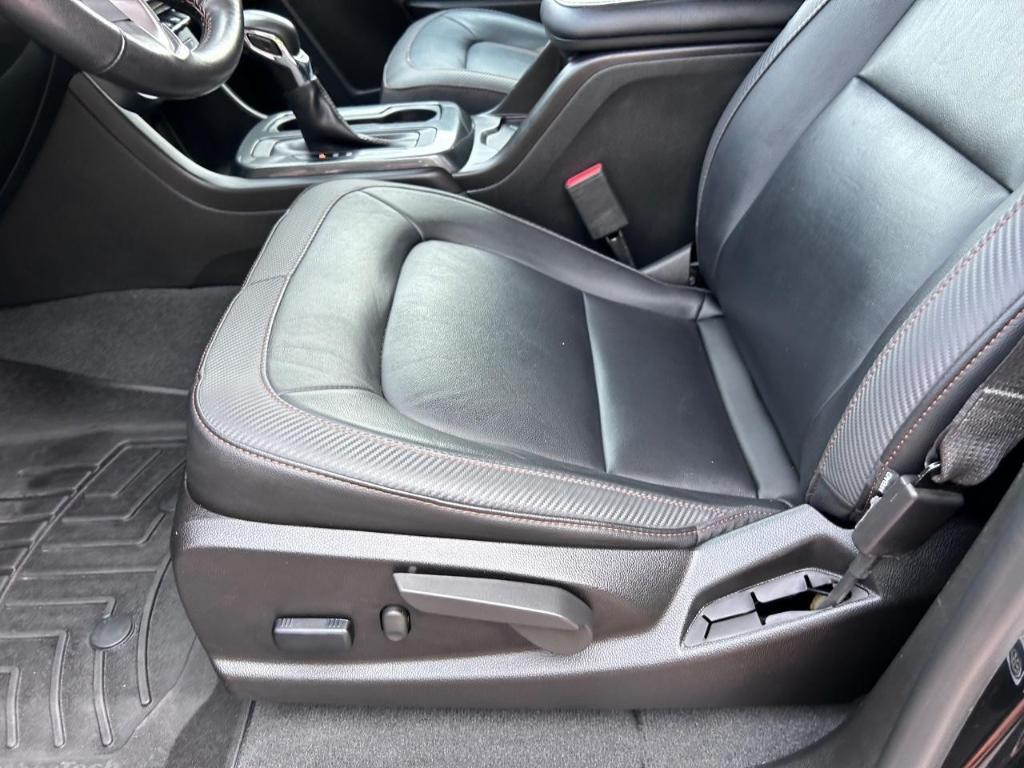 used 2022 GMC Canyon car, priced at $35,595