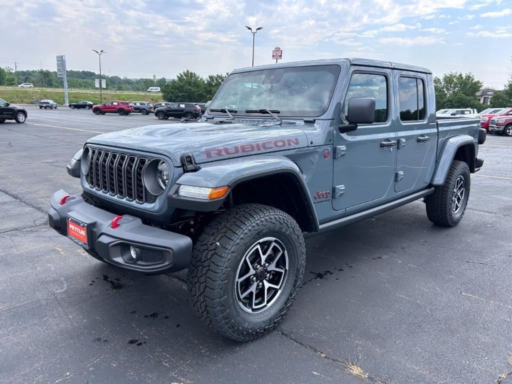 new 2025 Jeep Gladiator car, priced at $49,878