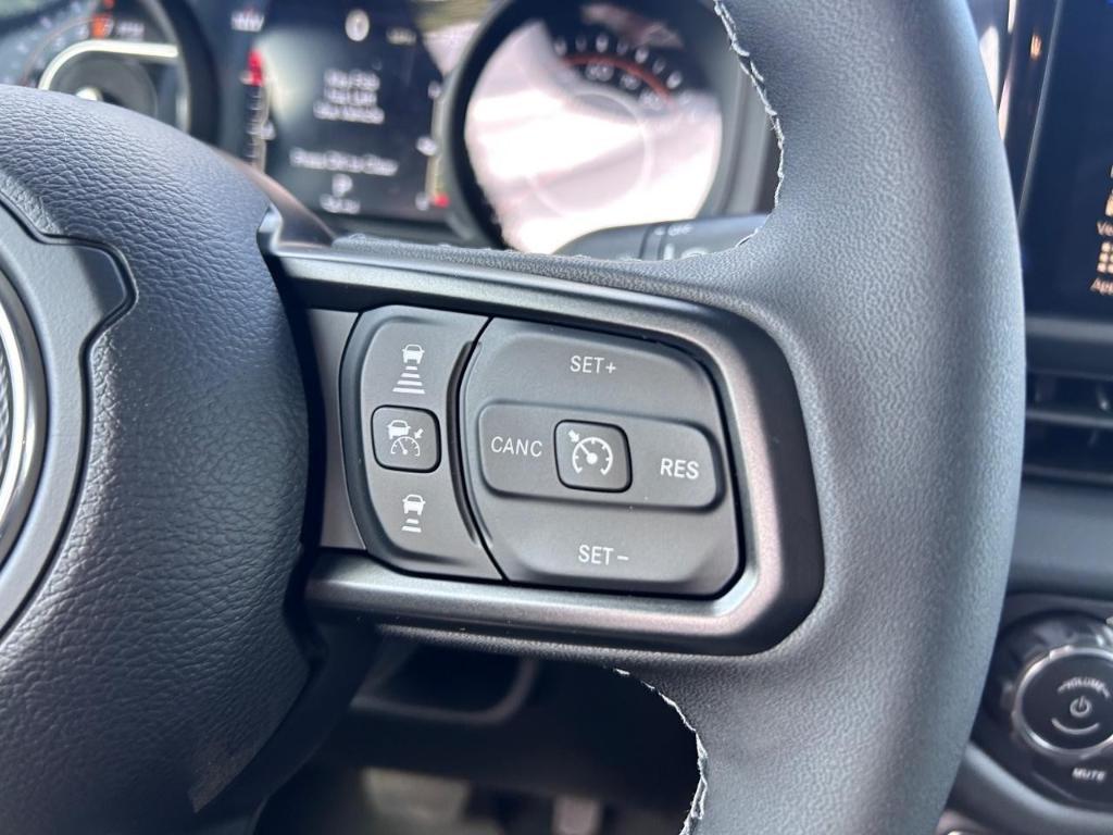 new 2025 Jeep Gladiator car, priced at $49,495