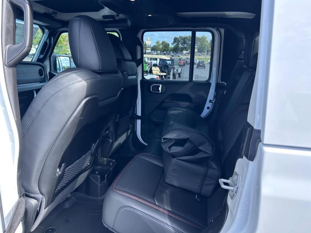 new 2025 Jeep Gladiator car, priced at $49,495