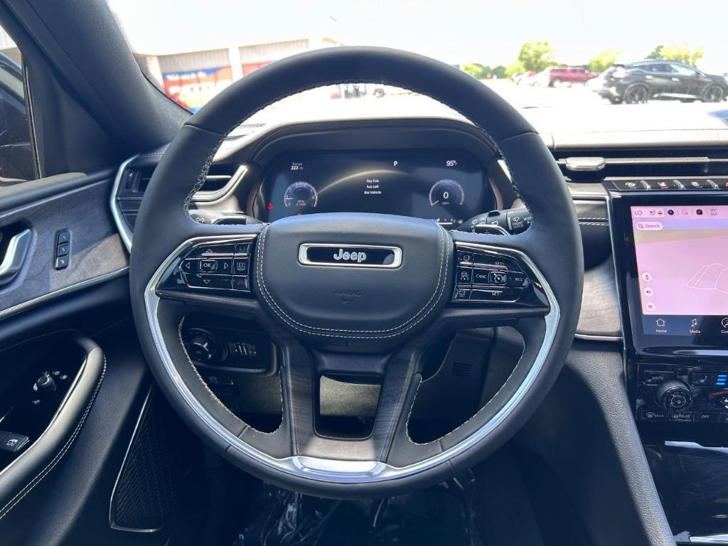 used 2023 Jeep Grand Cherokee L car, priced at $40,915