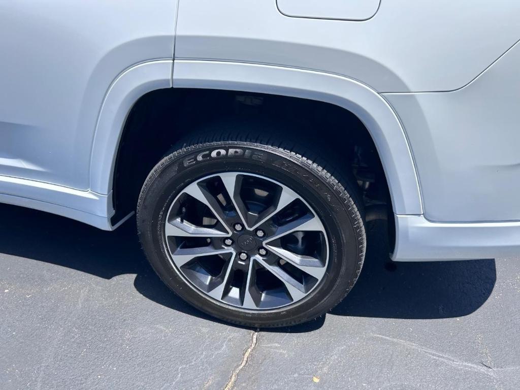 used 2023 Jeep Grand Cherokee L car, priced at $40,915
