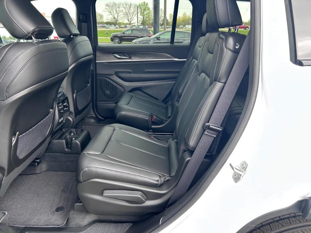 new 2025 Jeep Grand Cherokee L car, priced at $53,510
