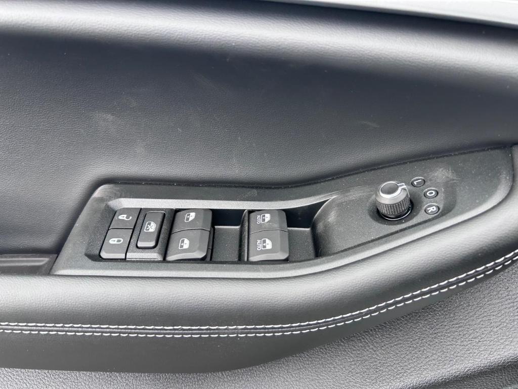 new 2025 Jeep Grand Cherokee L car, priced at $53,510