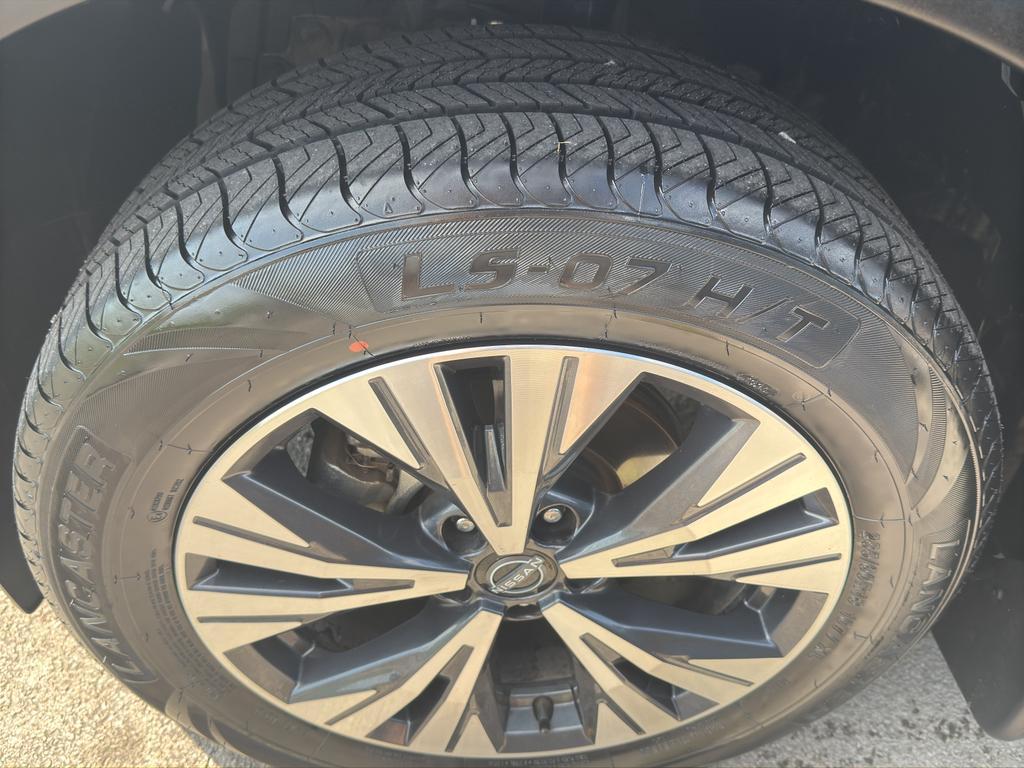 used 2023 Nissan Rogue car, priced at $21,558