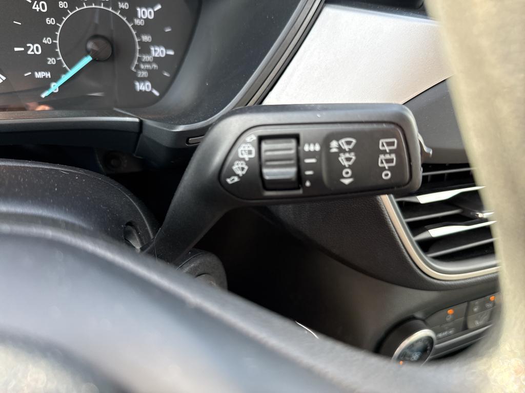 used 2022 Ford Escape car, priced at $19,544