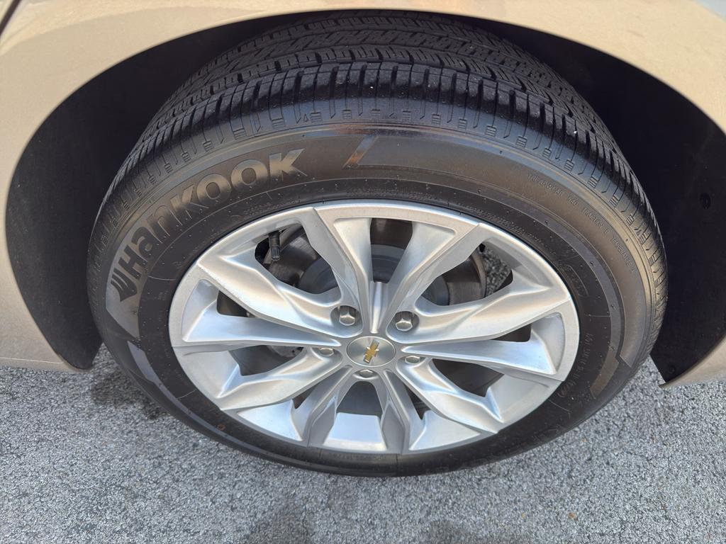 used 2022 Chevrolet Malibu car, priced at $20,578