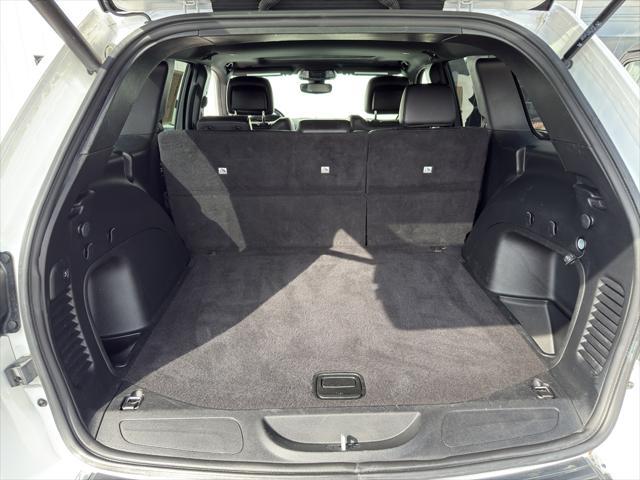 used 2022 Jeep Grand Cherokee car, priced at $23,488