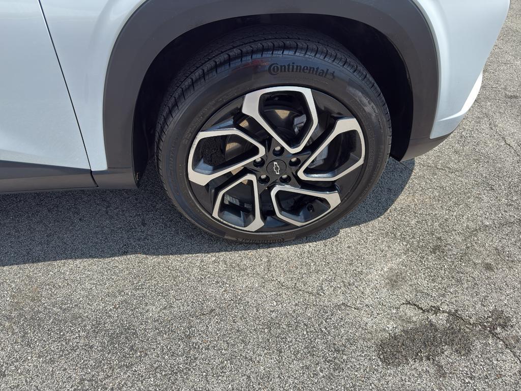 used 2024 Chevrolet Trax car, priced at $21,989