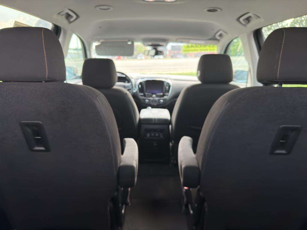 used 2020 Chevrolet Traverse car, priced at $19,798