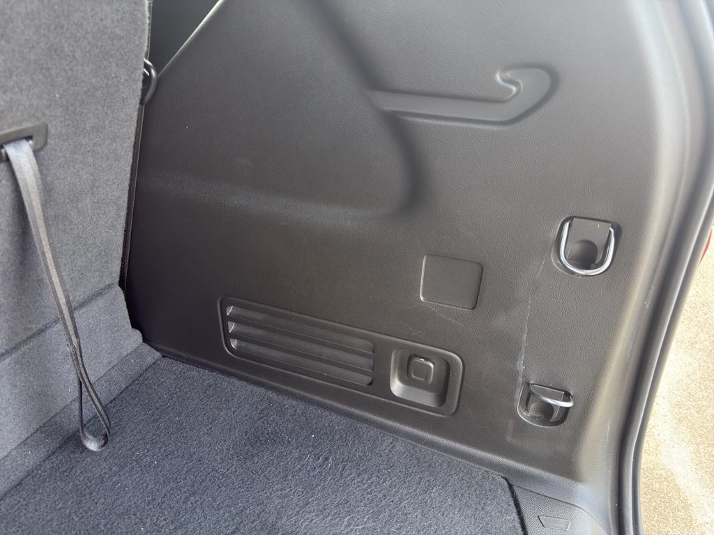 used 2020 Chevrolet Traverse car, priced at $19,798