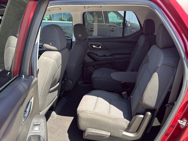 used 2020 Chevrolet Traverse car, priced at $17,998