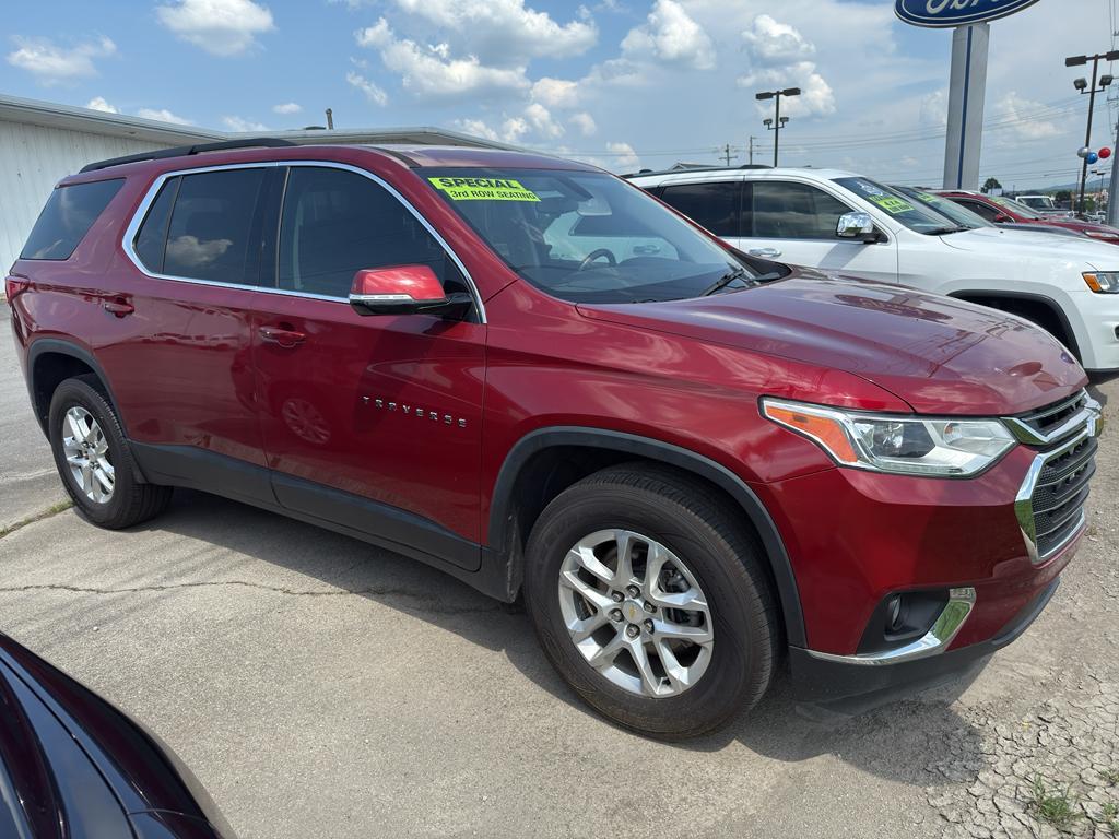 used 2020 Chevrolet Traverse car, priced at $19,798