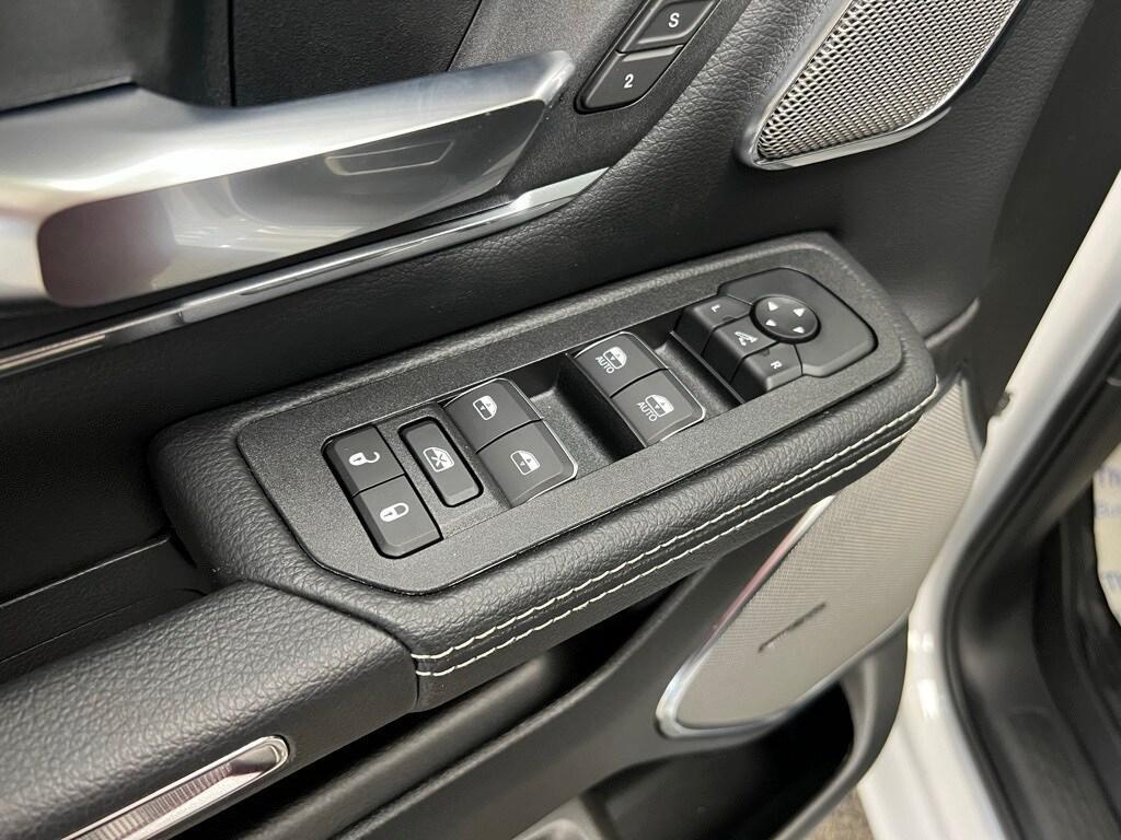 new 2025 Ram 1500 car, priced at $57,439