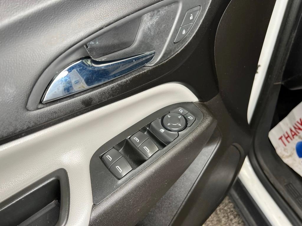 used 2018 Chevrolet Equinox car, priced at $12,900