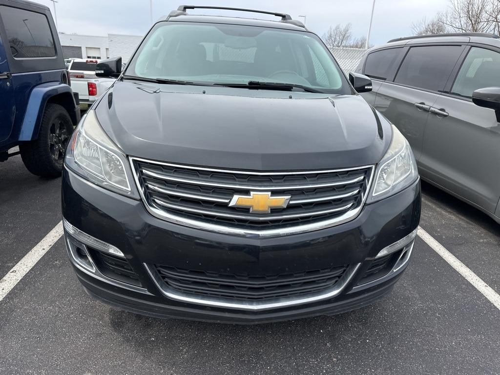 used 2015 Chevrolet Traverse car, priced at $9,400