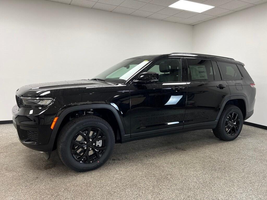 new 2025 Jeep Grand Cherokee L car, priced at $43,482