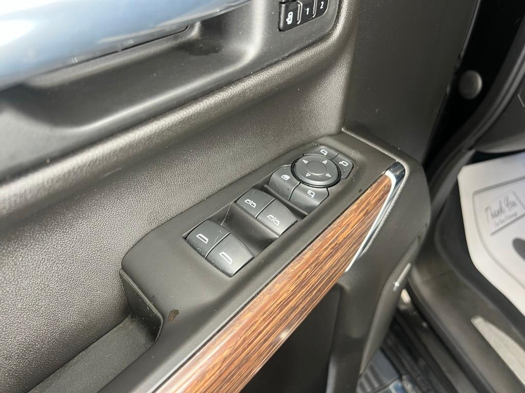 used 2020 Chevrolet Silverado 1500 car, priced at $35,900