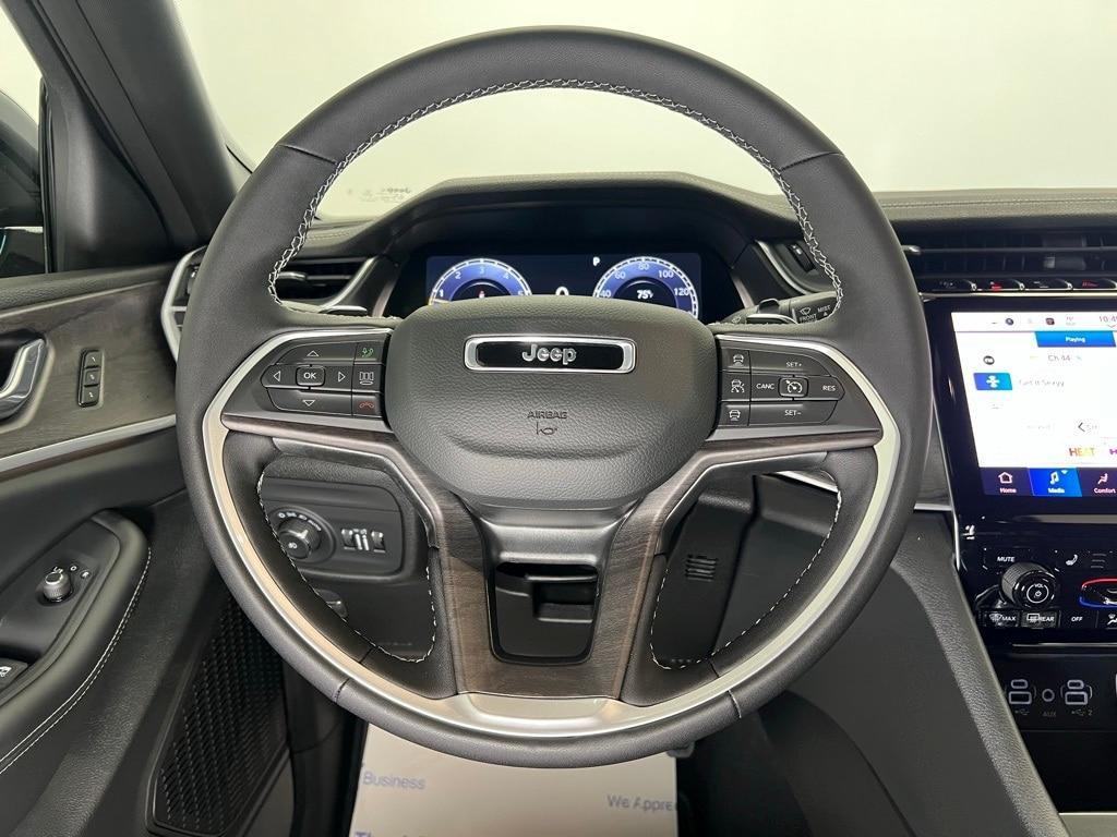 new 2025 Jeep Grand Cherokee L car, priced at $46,094