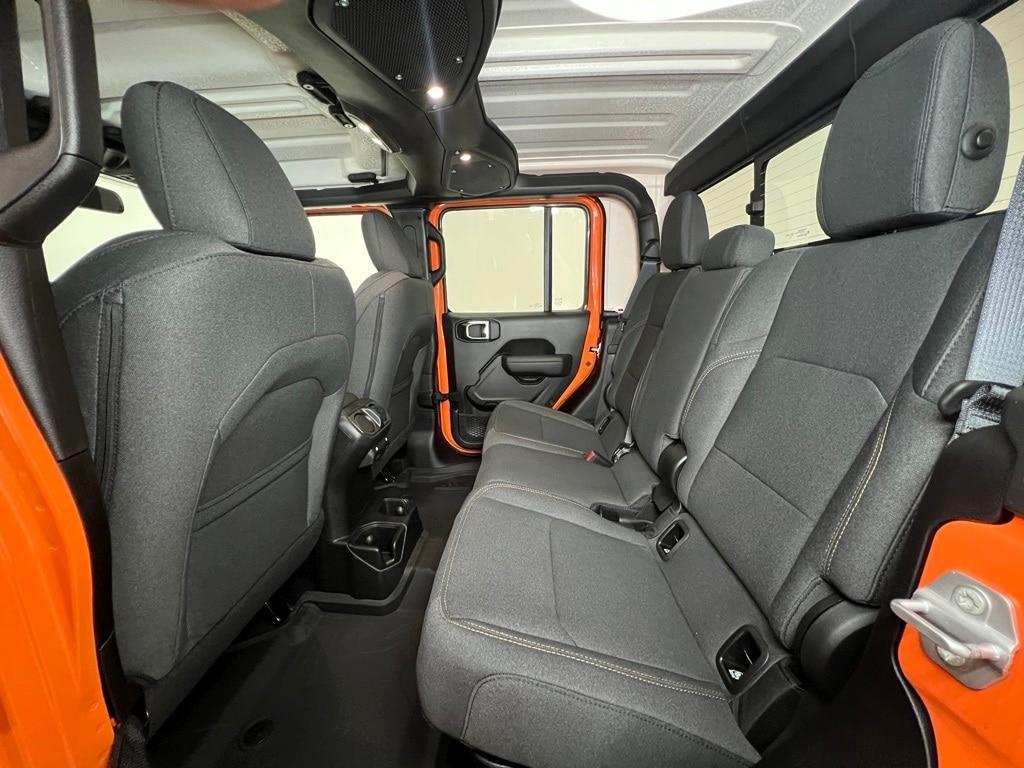 new 2025 Jeep Gladiator car, priced at $47,541
