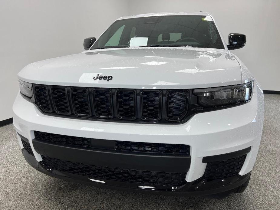 new 2025 Jeep Grand Cherokee L car, priced at $44,143