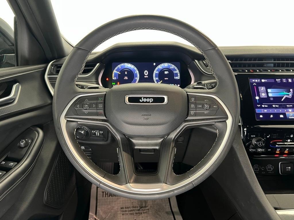 used 2024 Jeep Grand Cherokee car, priced at $32,900