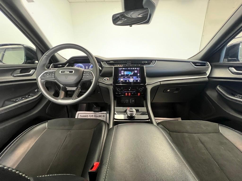 used 2024 Jeep Grand Cherokee car, priced at $32,900