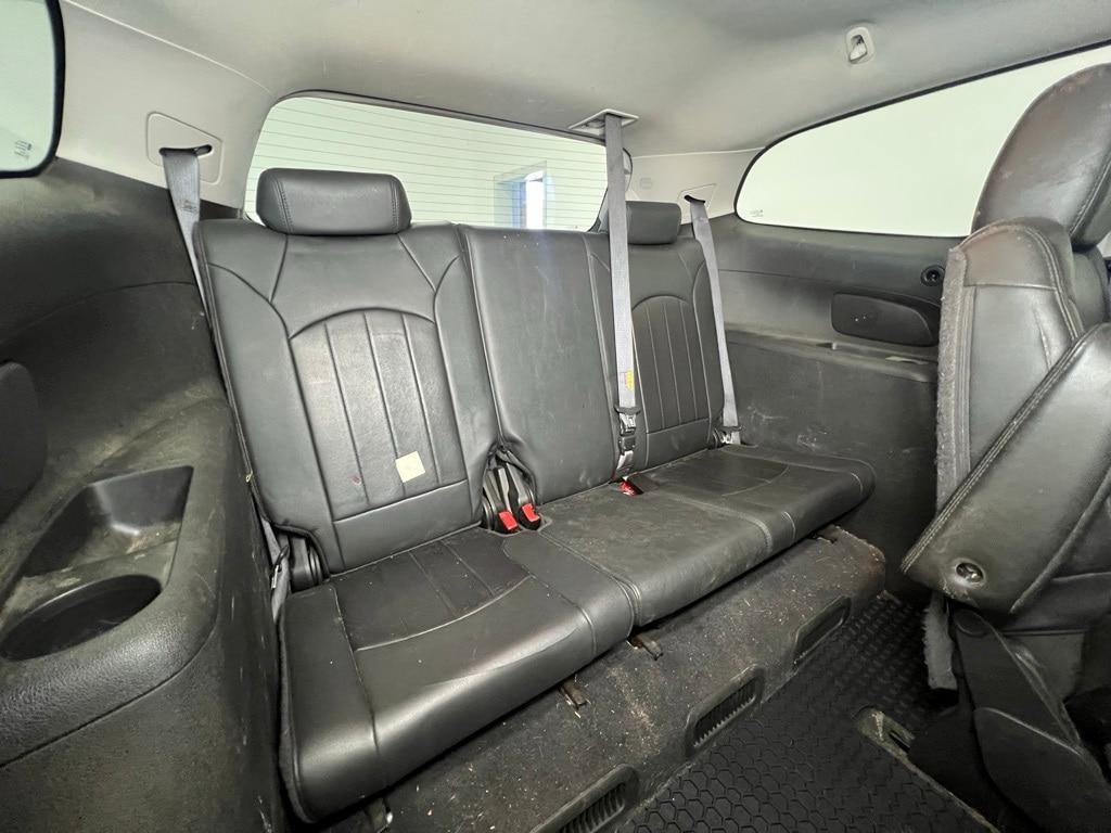 used 2011 Buick Enclave car, priced at $3,900