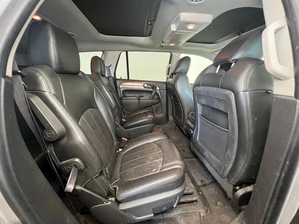 used 2011 Buick Enclave car, priced at $3,900