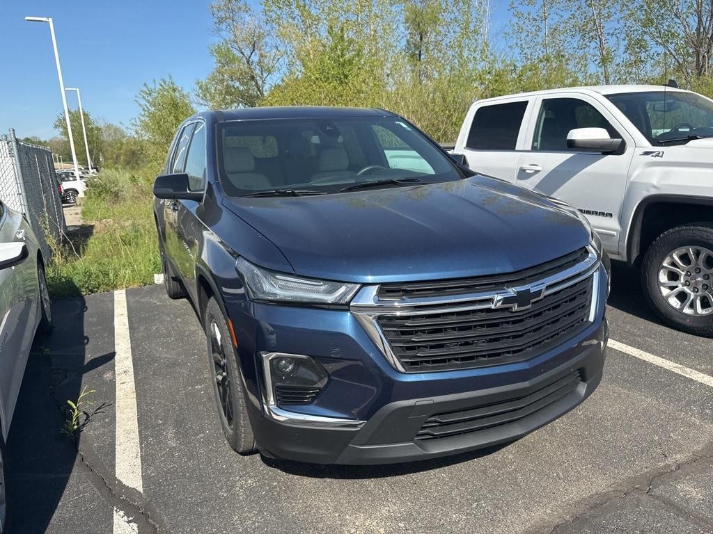 used 2022 Chevrolet Traverse car, priced at $27,900