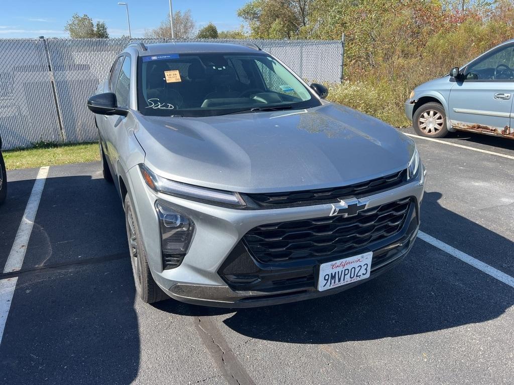 used 2025 Chevrolet Trax car, priced at $23,900