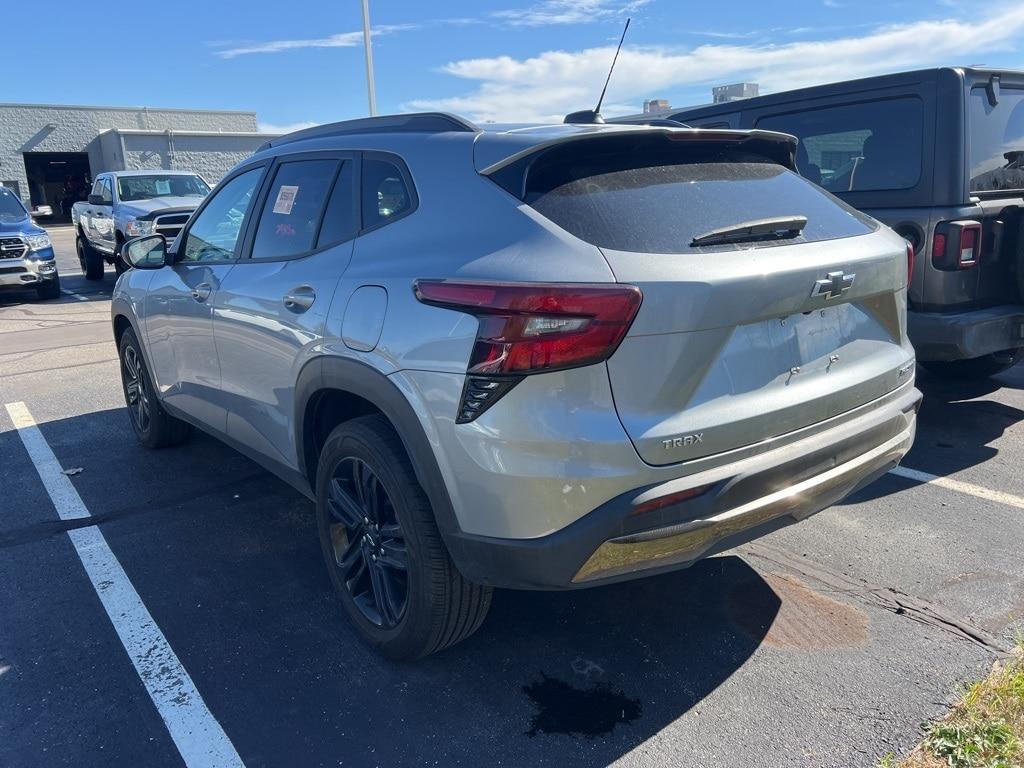 used 2025 Chevrolet Trax car, priced at $23,900