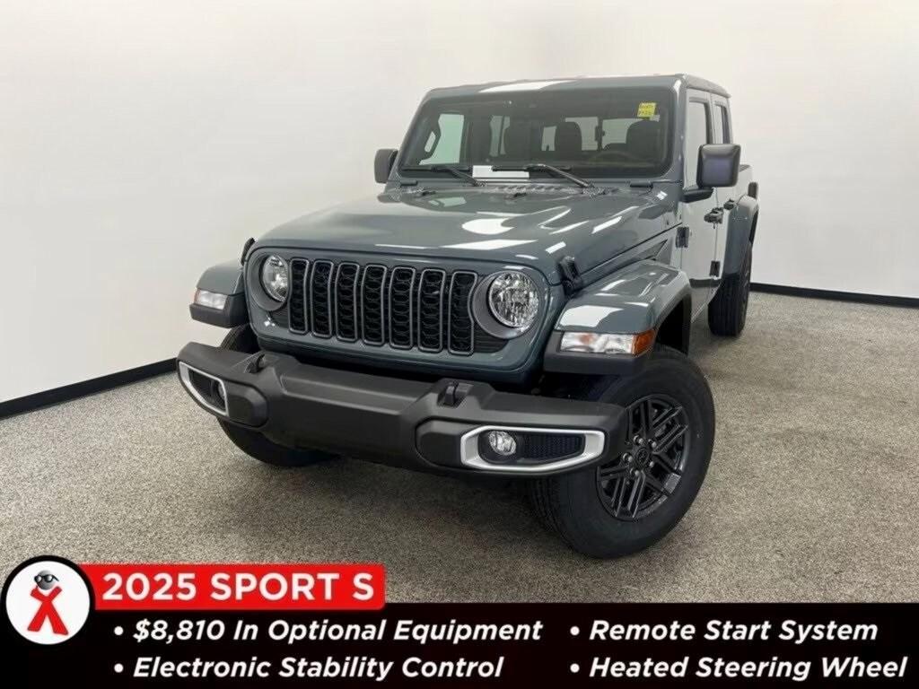 new 2025 Jeep Gladiator car, priced at $44,864