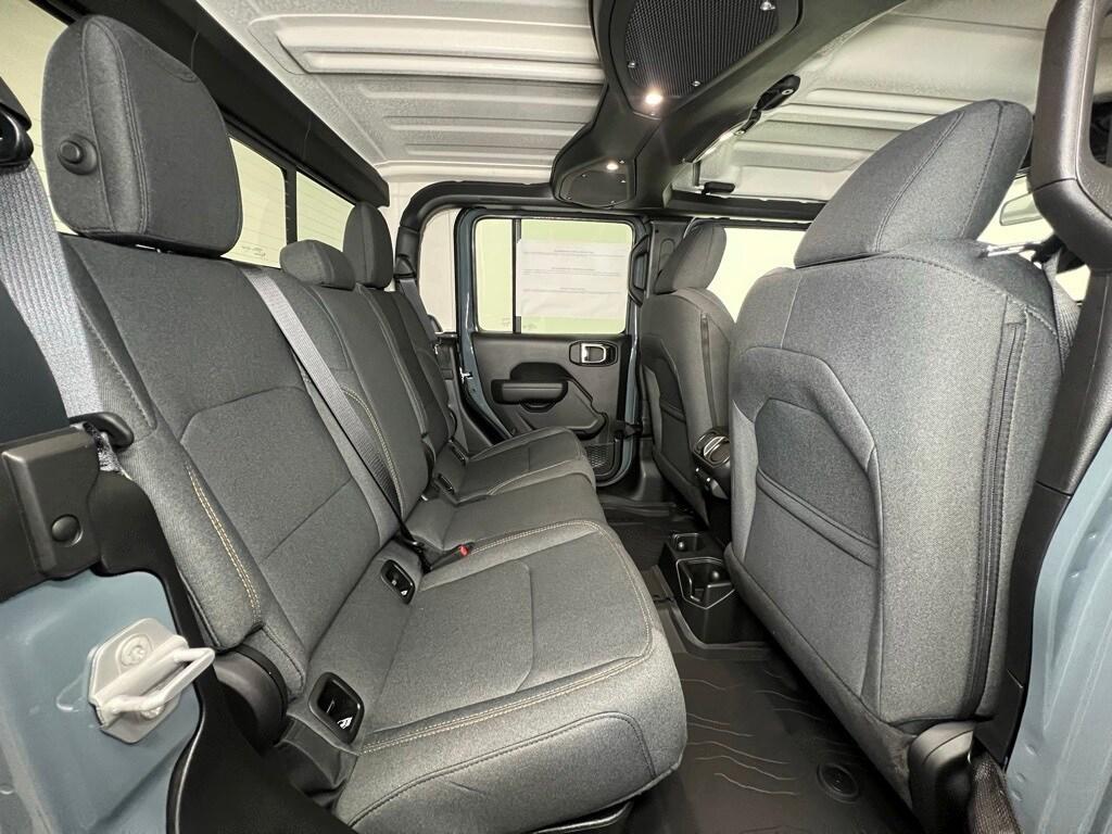 new 2025 Jeep Gladiator car, priced at $44,864