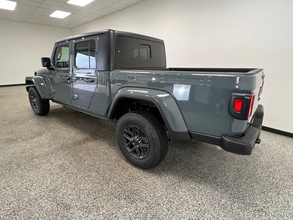 new 2025 Jeep Gladiator car, priced at $44,864