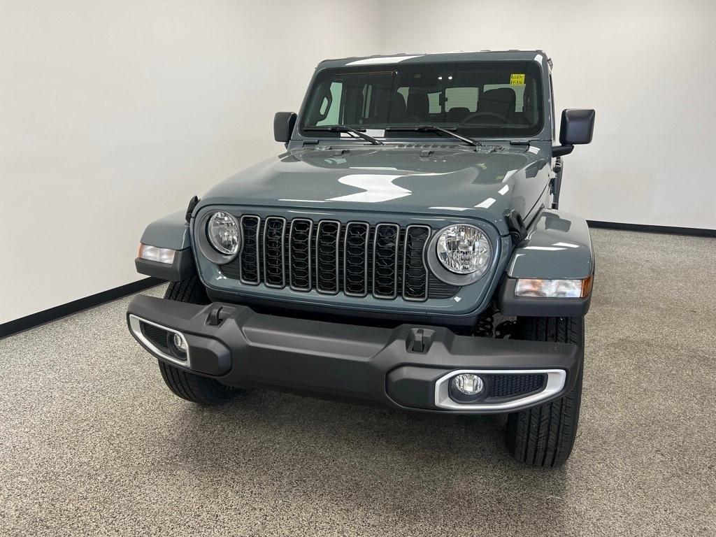 new 2025 Jeep Gladiator car, priced at $44,864