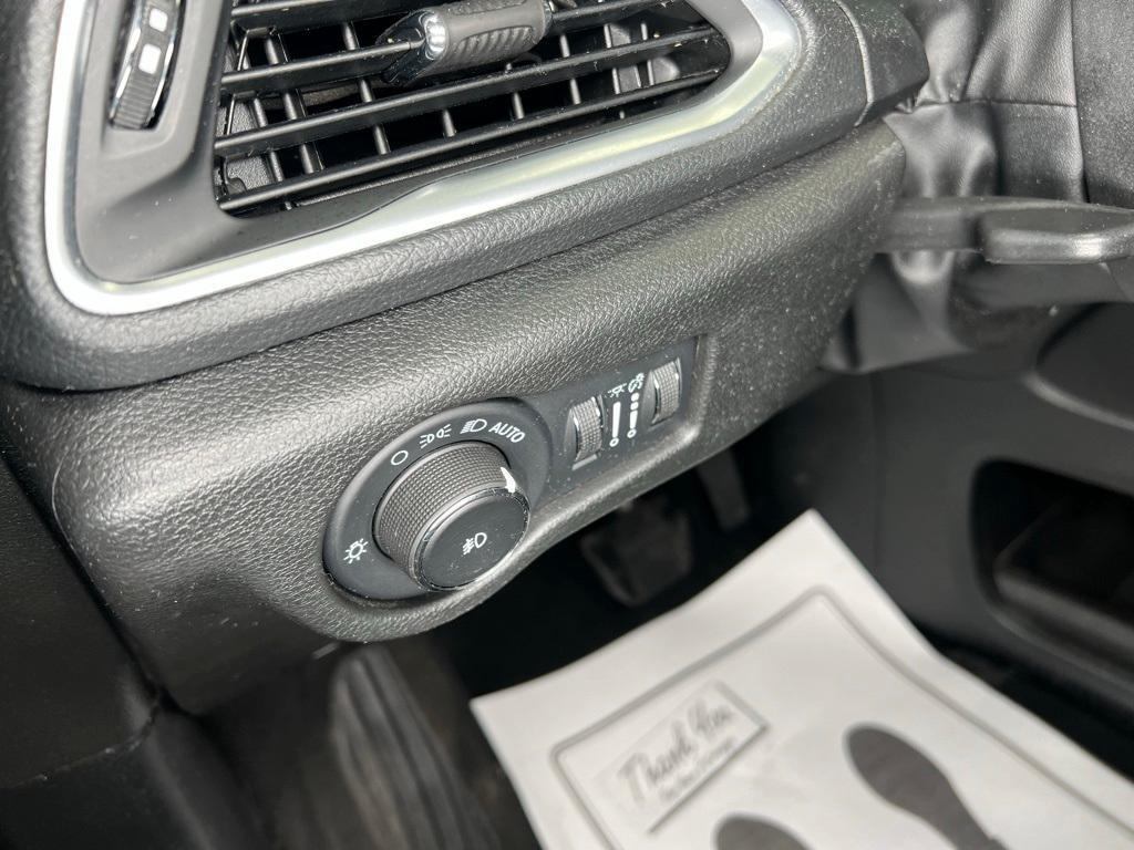 used 2022 Chrysler Pacifica Hybrid car, priced at $20,900