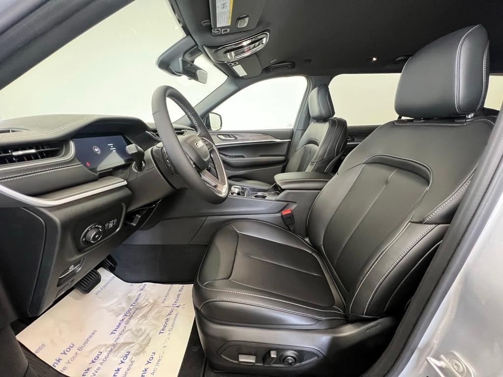 new 2025 Jeep Grand Cherokee L car, priced at $43,641