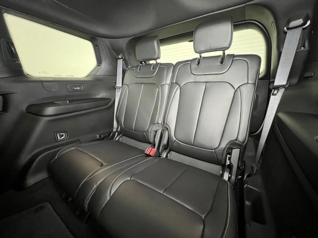 new 2025 Jeep Grand Cherokee L car, priced at $43,641