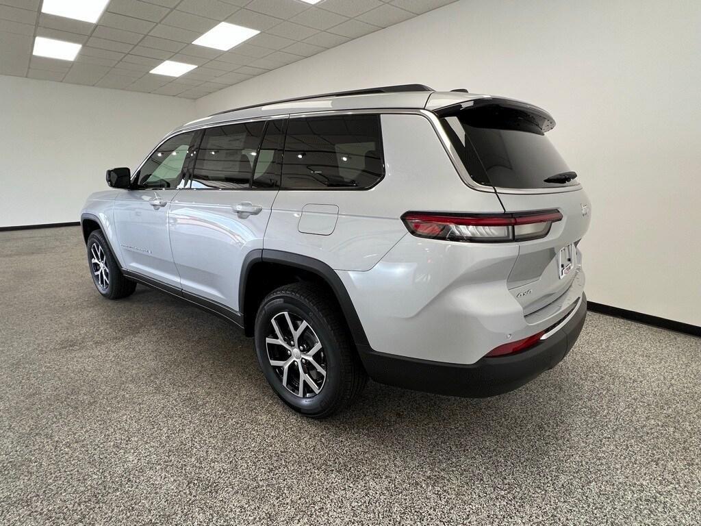 new 2025 Jeep Grand Cherokee L car, priced at $43,641