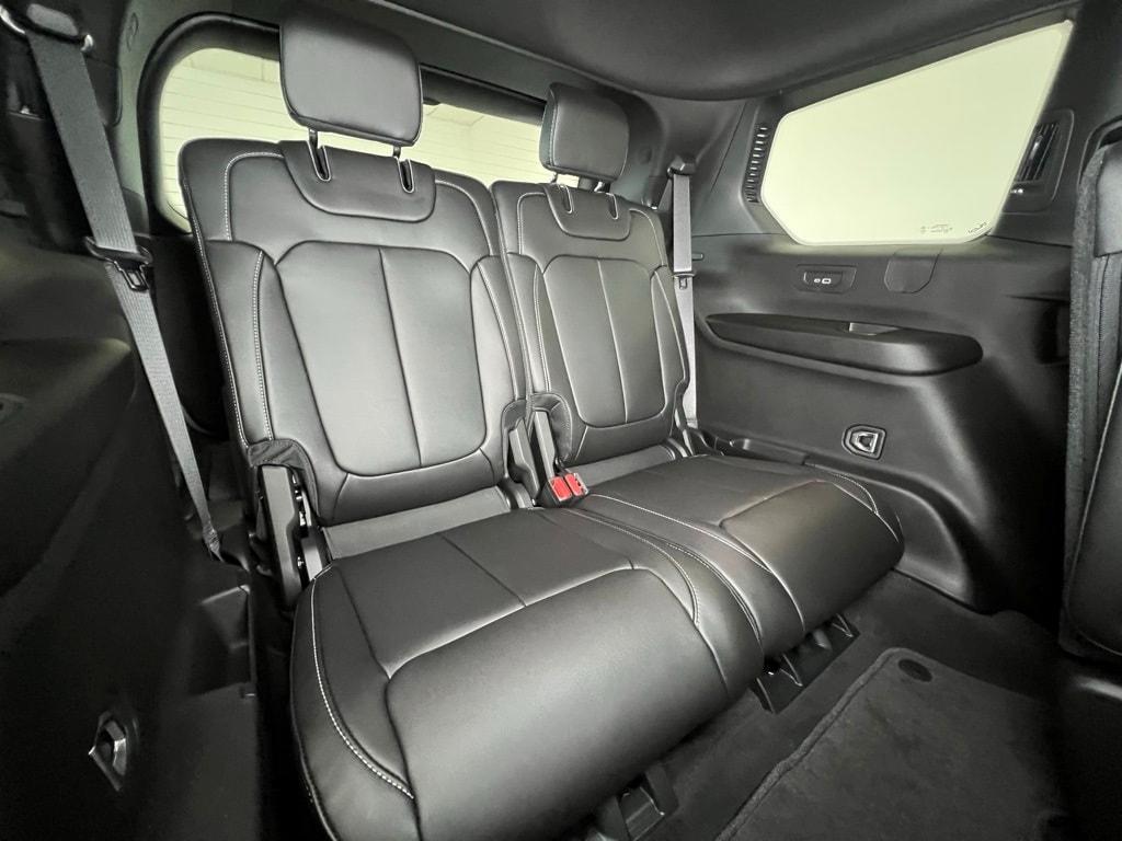 new 2025 Jeep Grand Cherokee L car, priced at $43,641