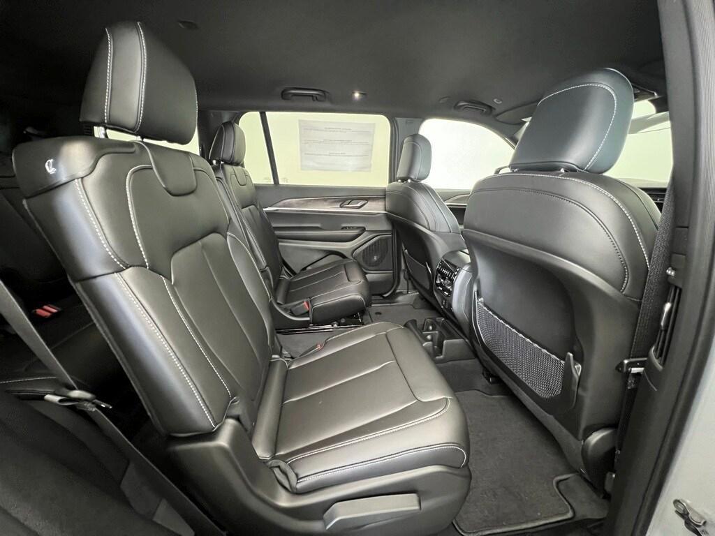 new 2025 Jeep Grand Cherokee L car, priced at $43,641