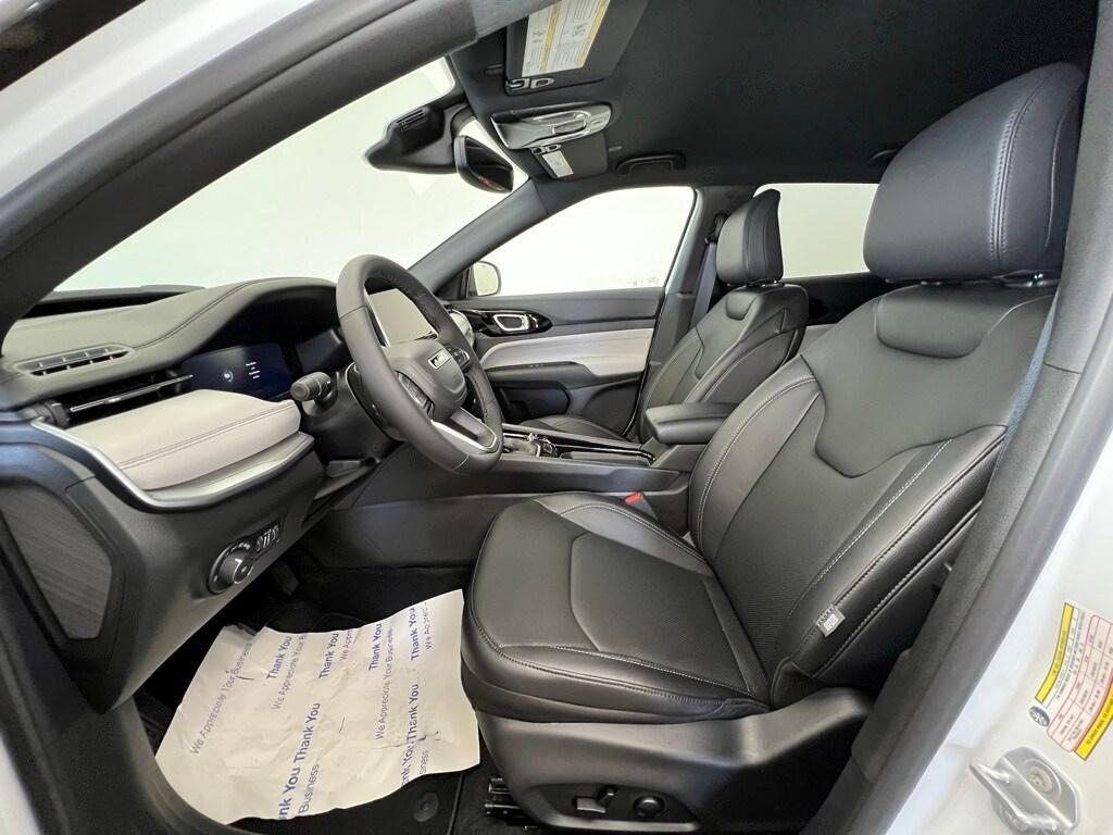 new 2025 Jeep Compass car