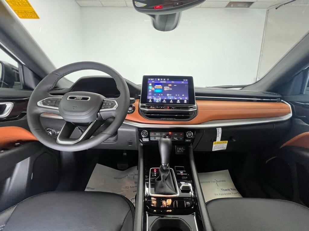 new 2025 Jeep Compass car