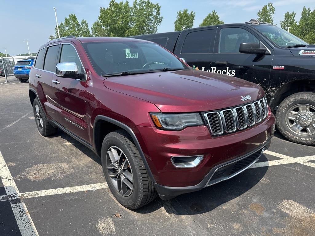used 2017 Jeep Grand Cherokee car, priced at $13,900