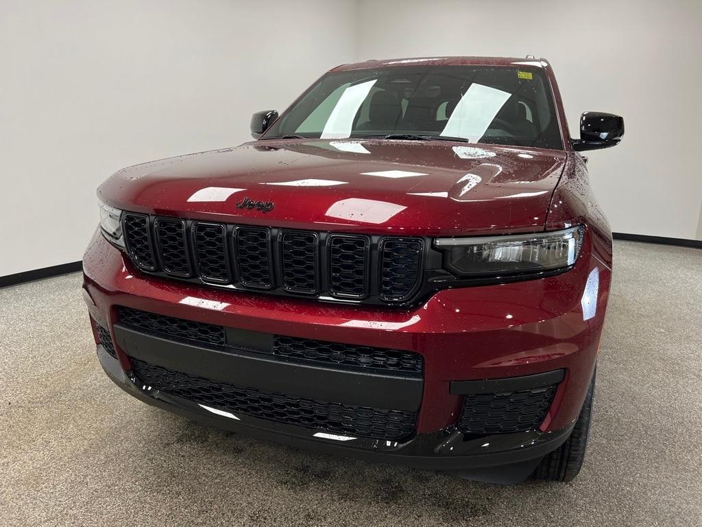 new 2025 Jeep Grand Cherokee L car, priced at $43,178